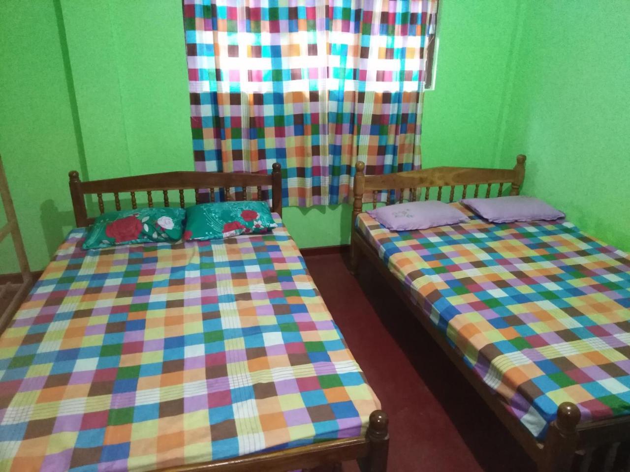 Hotel Rashmika Mihintale Extérieur photo